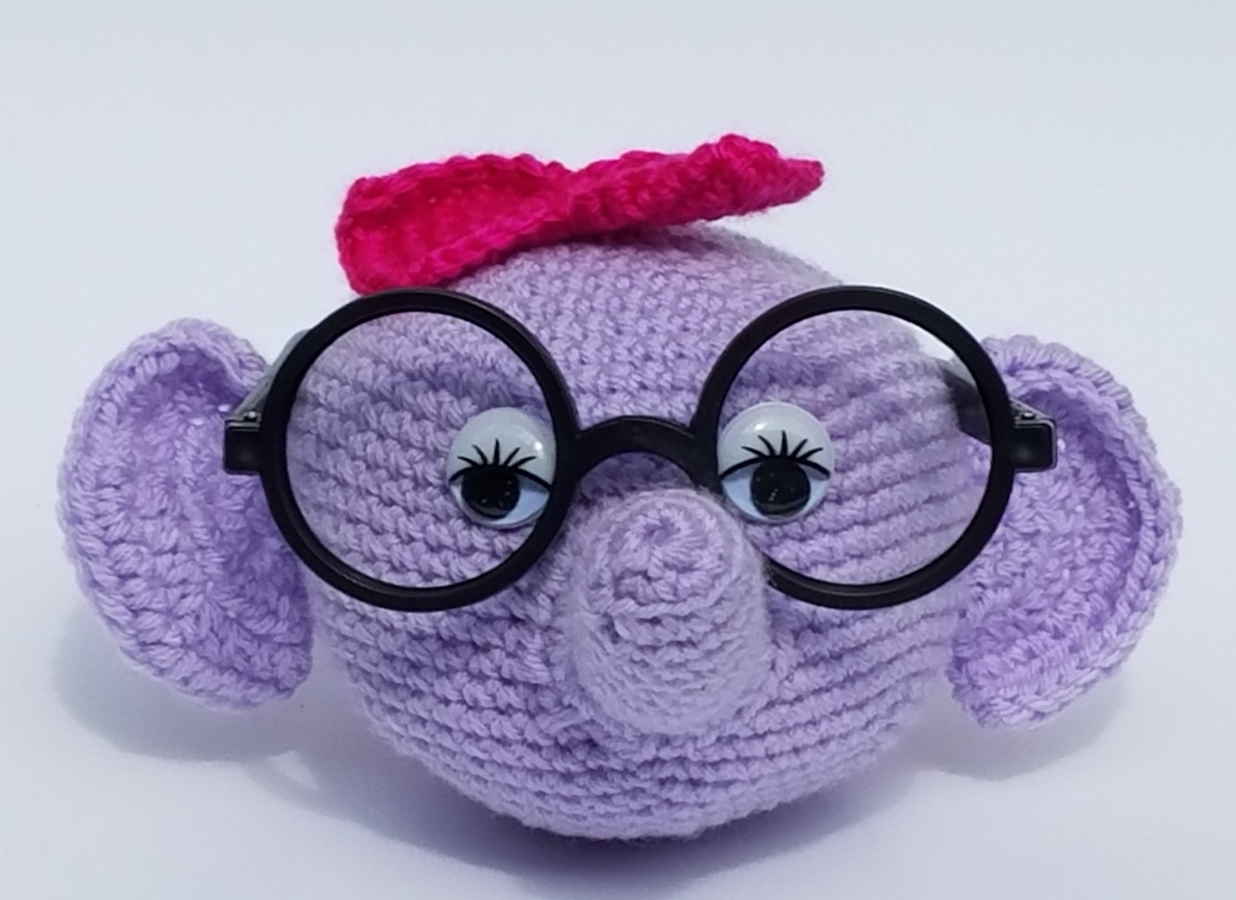 Elephant Eyeglass Holder pattern